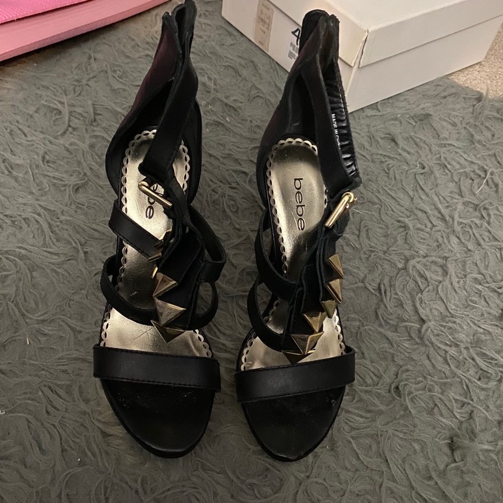 Bebe sandals